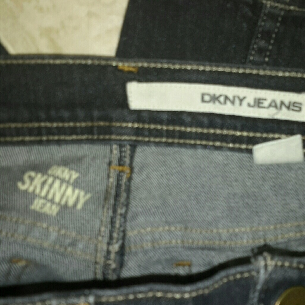 DKNY SKINNY BLACK WASH JEAN  10